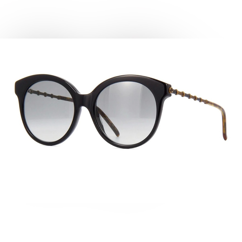 GUCCI GG0653S
Black and Antique Gold
Round
Lens Grey Gradient
Lightly worn